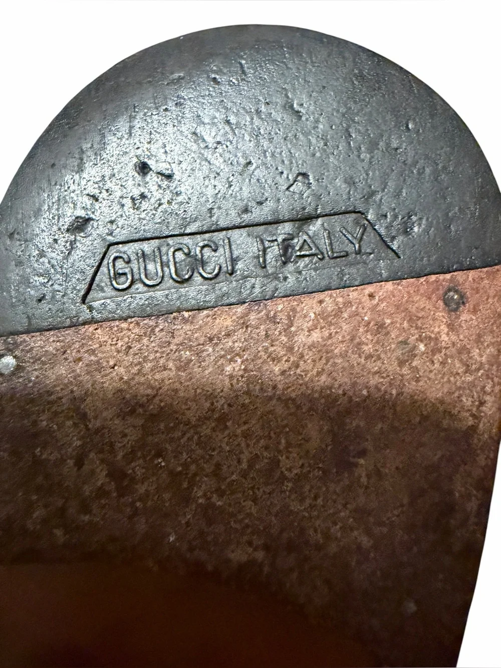 Gucci Men's Horsebit loafer. Size 8. GUC